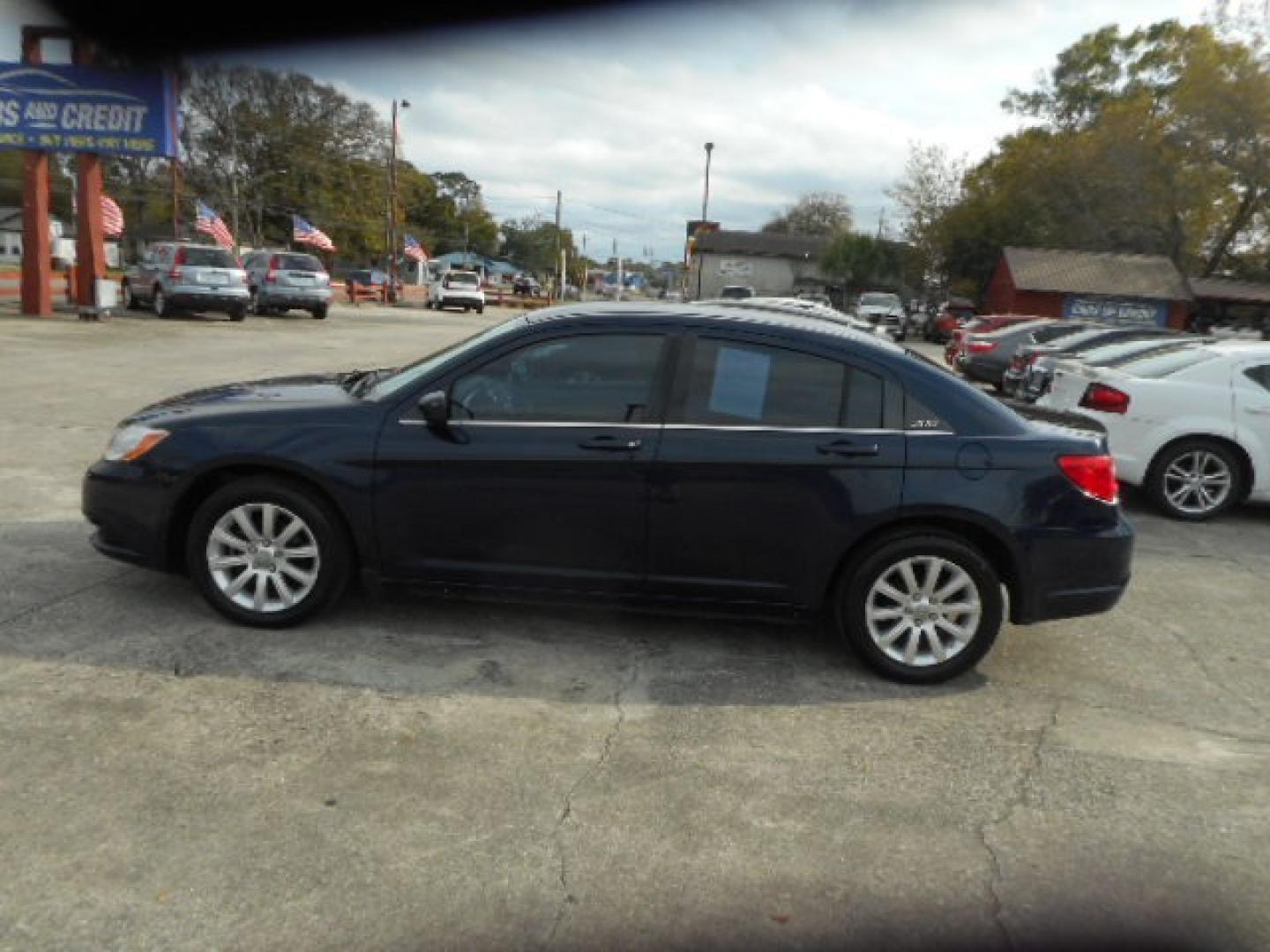 2013 BLUE CHRYSLER 200 TOURING (1C3CCBBB9DN) , located at 1200 Cassat Avenue, Jacksonville, FL, 32205, (904) 695-1885, 30.302404, -81.731033 - Photo#1